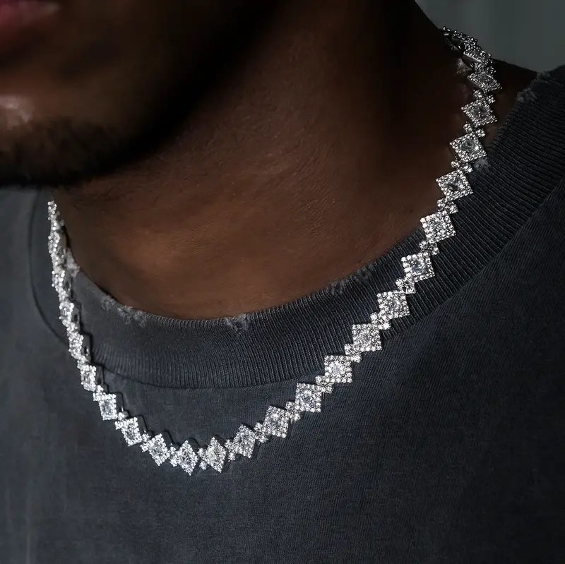 10Mm White Gold Cloister Link Chain – Substantial Link Profile 1