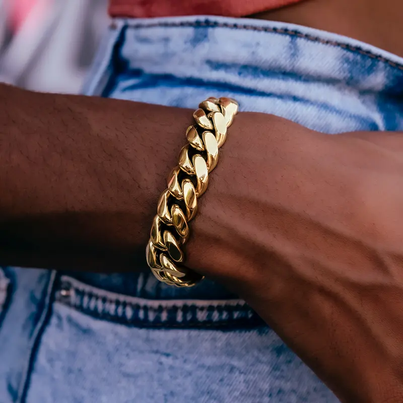 12Mm Signature Cuban Link Bracelet In Yellow Gold 1