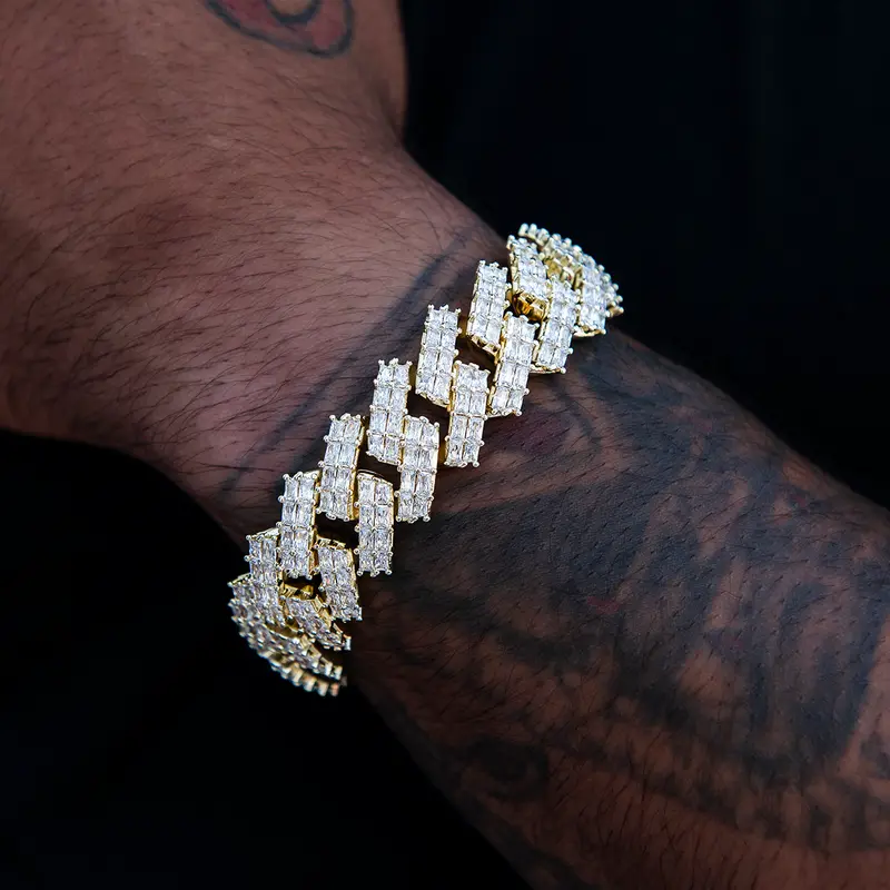 19Mm Baguette-Adorned Cuban Bracelet – Yellow Gold Luxury Design 1