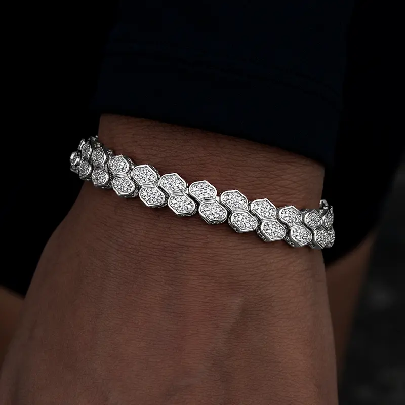 4Mm Flat Snake Link Bracelet With Diamond Pave In White Gold 1
