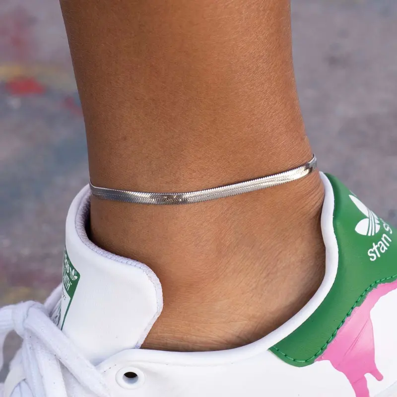 4Mm White Gold Herringbone Anklet 1