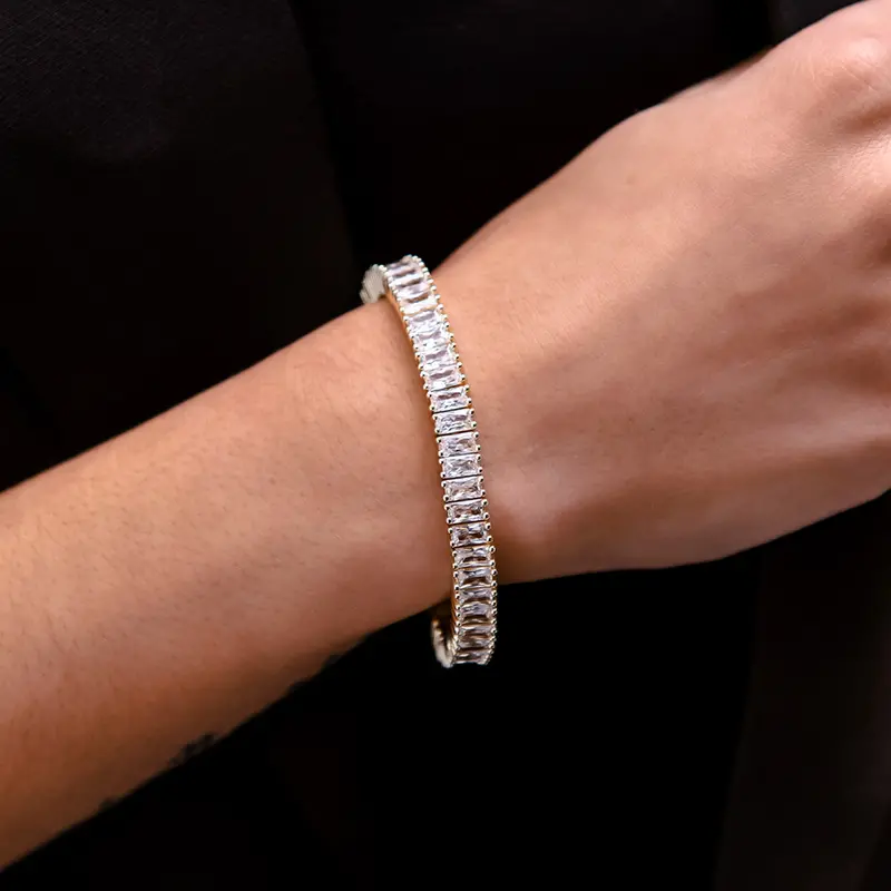 6Mm Baguette-Diamond Tennis Bracelet In White Gold 1
