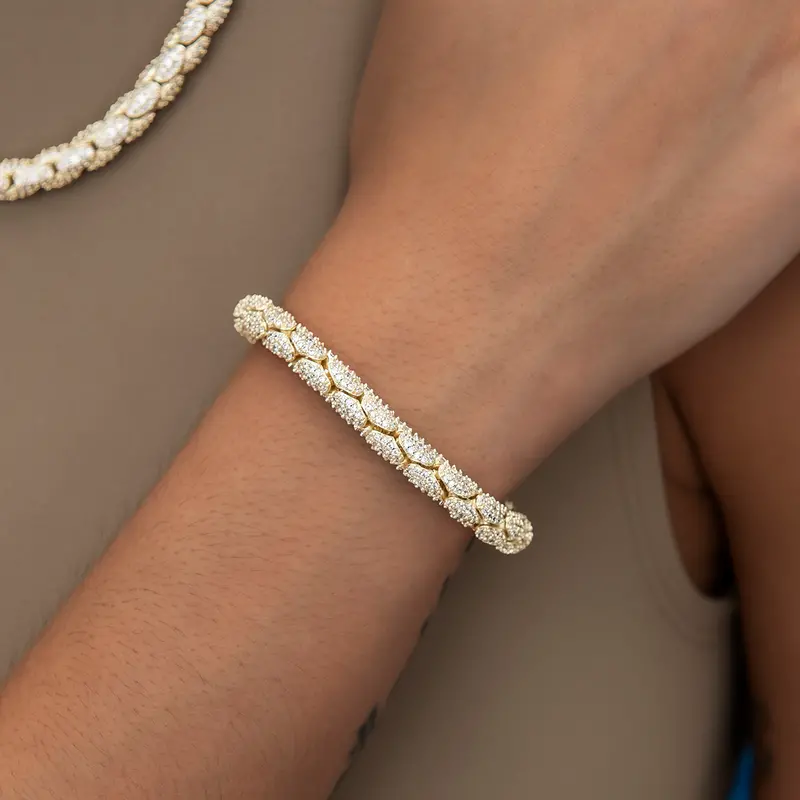 6Mm Yellow Gold Diamond-Pave Snake Link Bracelet 1