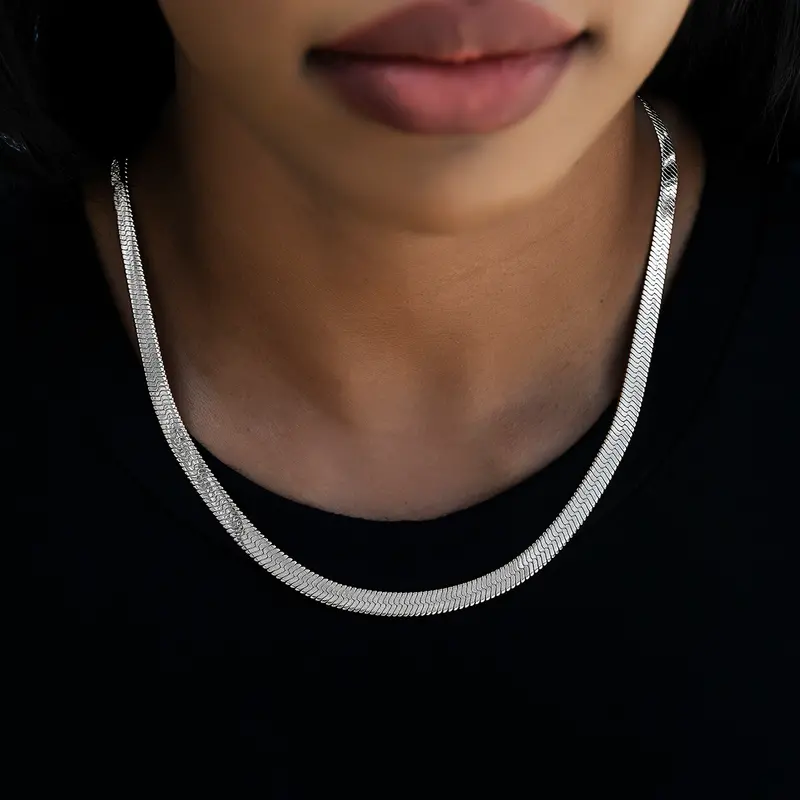 8Mm White Gold Herringbone Necklace 1