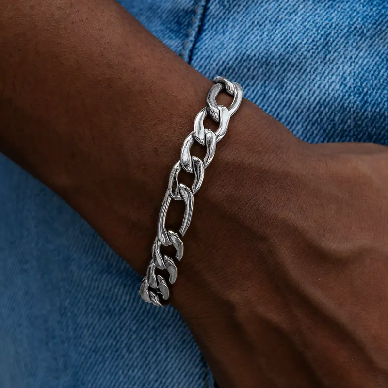 9Mm Figaro Bracelet In White Gold – Polished Finish 1