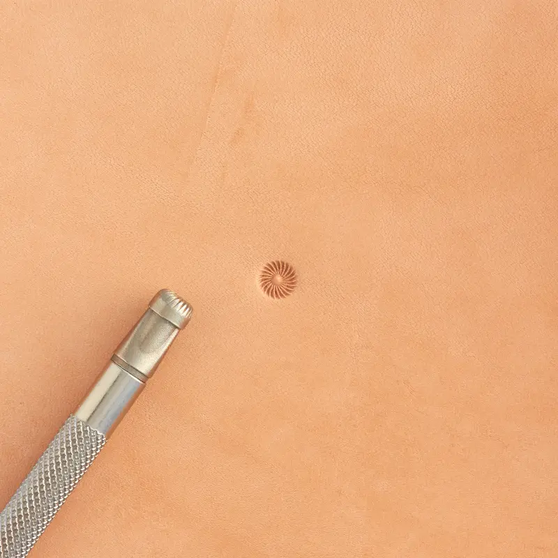 Craftool® Pinwheel Seeder Stamp For Circular Texture 1