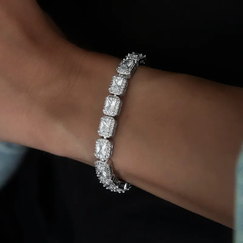 Cushion-Cut Diamond Tennis Bracelet 1