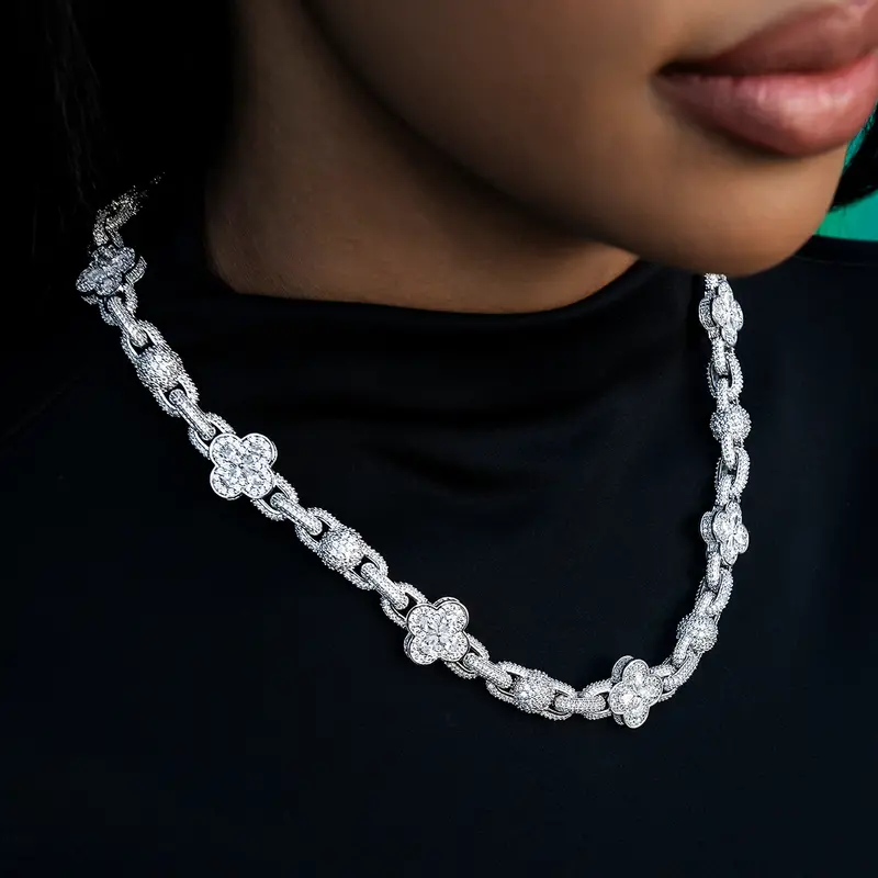 Diamond Ball Clover Mariner Necklace – 10Mm, White Gold 1
