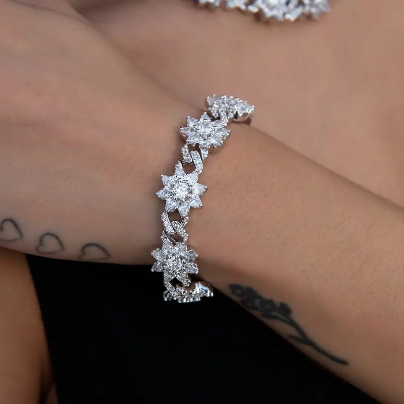 Diamond Infinity Flower Cuff Bracelet – White Gold 1