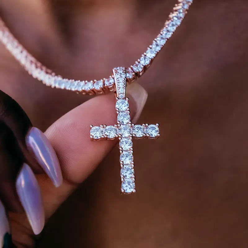 Diamond-Set Cross Pendant – Rose Gold Vermeil 1