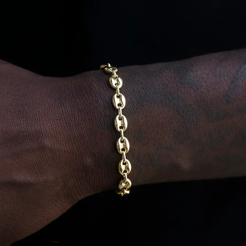 Elegant Yellow Gold Valentina Bracelet – 7Mm Width 1