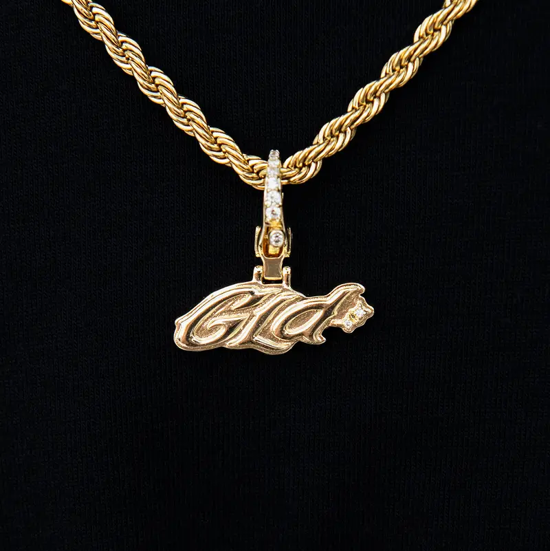 Gld Logo Clip-On Pendant – Yellow Gold Plated 1