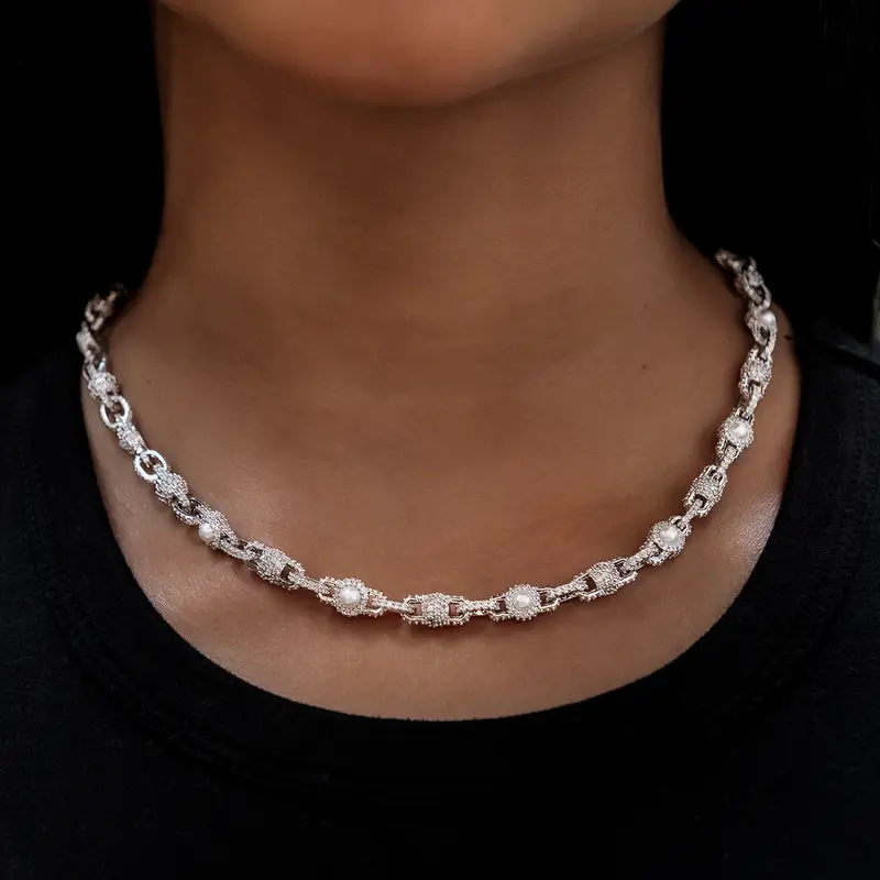 Iced Pearl Box Necklace – Lustrous White Gold 1