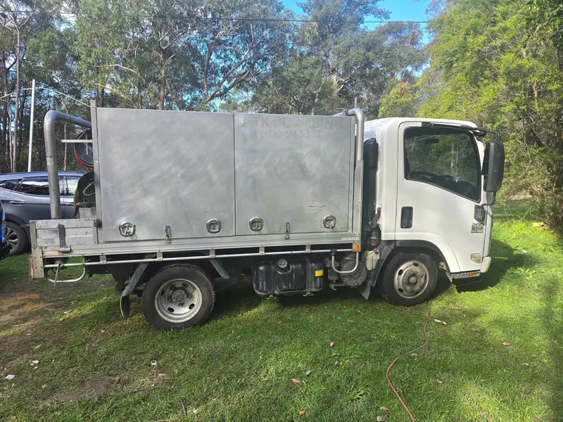 Isuzu Nlr 200 Jetter Truck – 2012 Model With Full Jetting Setup 1