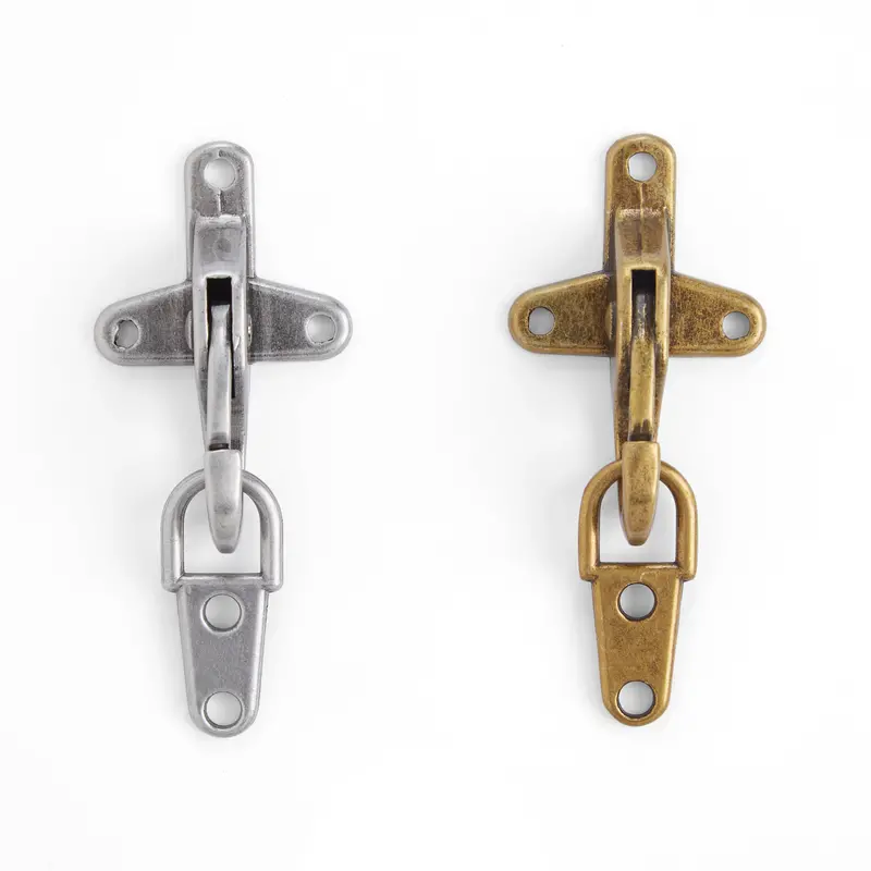 Nautical-Themed Clasp Fasteners 1