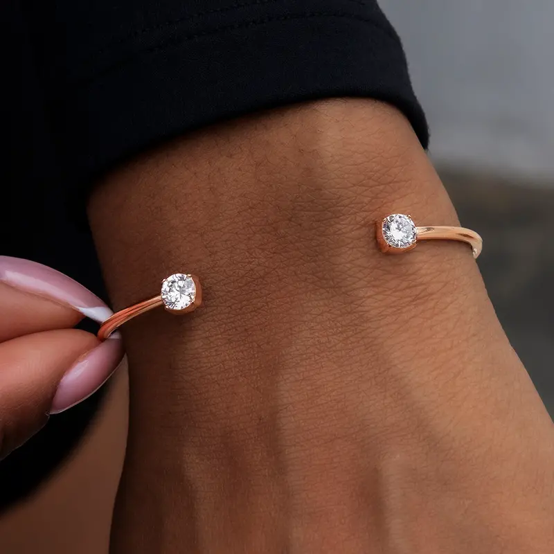 Open-Cuff Bracelet With Round Brilliant Stones – 14K Rose Gold 1