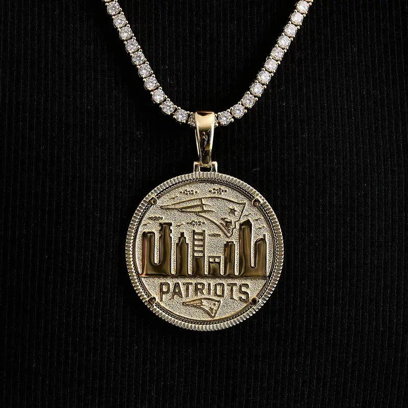 Patriots Team Coin Necklace In Yellow Gold – Licensed Nfl Collectible 1