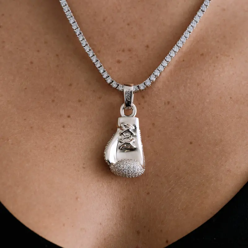 Right-Hand Boxing Glove Pendant – White Gold Vermeil 1