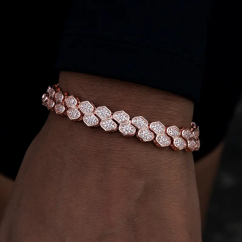 Rose Gold 4Mm Flat Snake Link Bracelet With Diamond Pavé 1