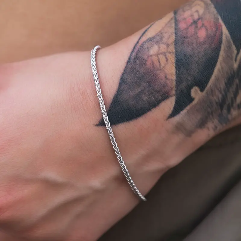 Slim White Gold Palm Chain Bracelet – 2Mm Links 1