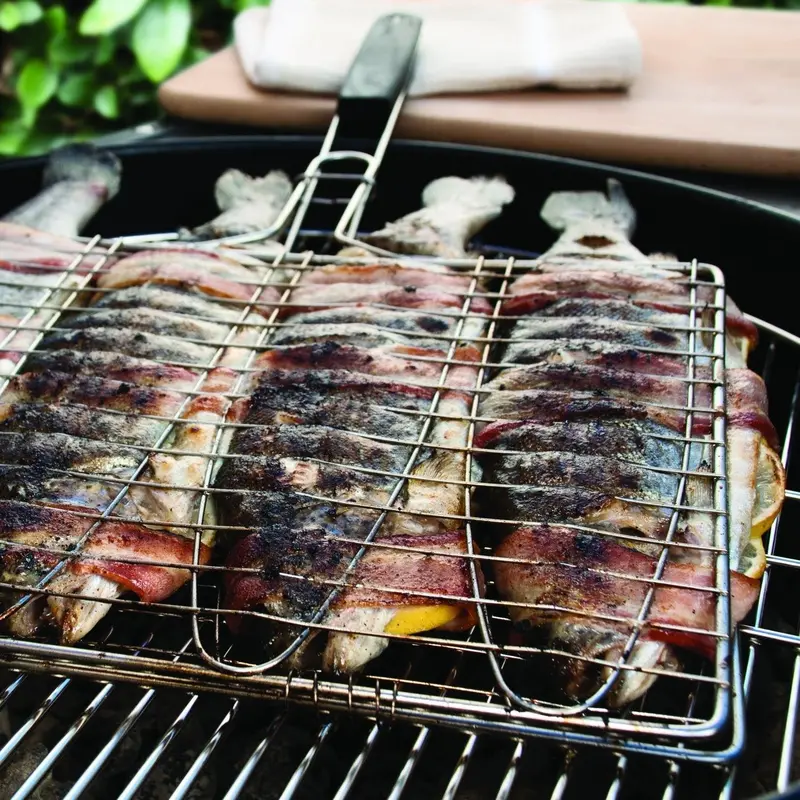 Stainless Steel Trout Grilling Basket – Holds Four Whole Fish With Ergonomic Soft-Grip Handle 1