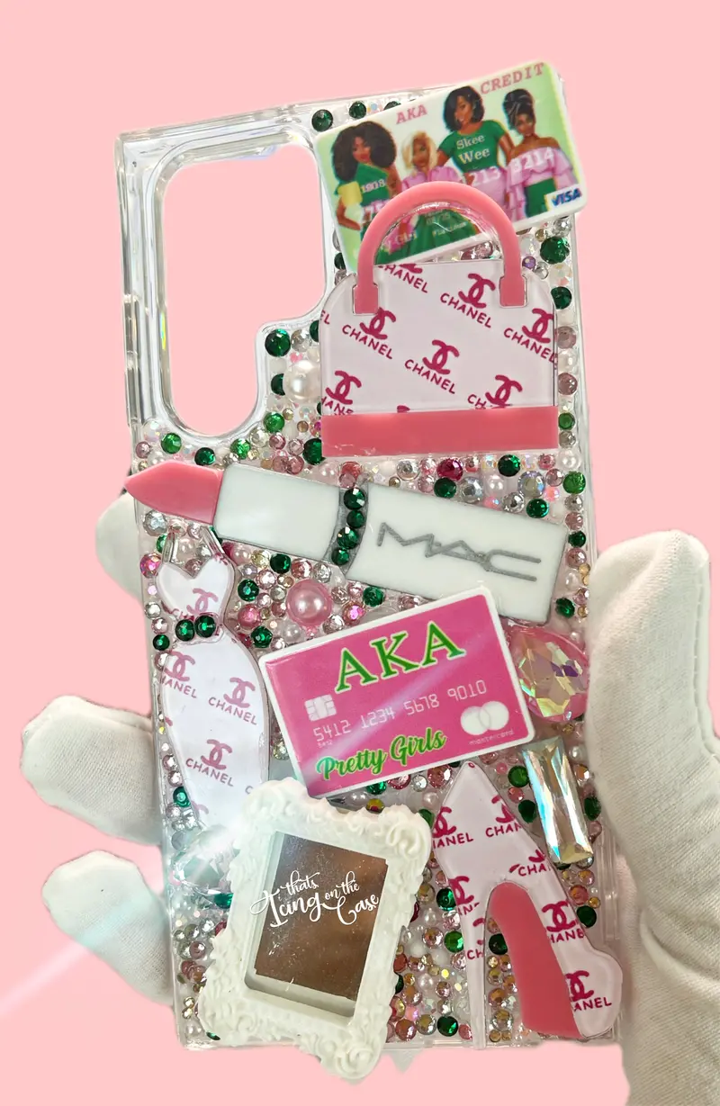 Stylish 'Fashionably Early Is On Time' Snap-On Case With Bumper For Samsung Galaxy S22 Ultra 1