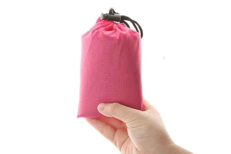 Supplydistrict Extra-Large 83 X 55 Inch Pocket Blanket For Camping, Beach, And Hiking 1