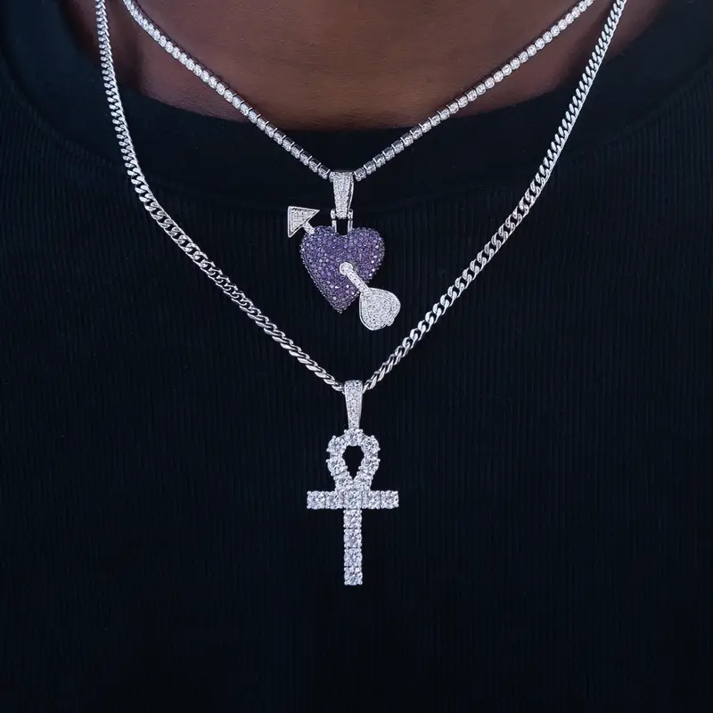 White Gold Heart-And-Cross Pendant Set 1