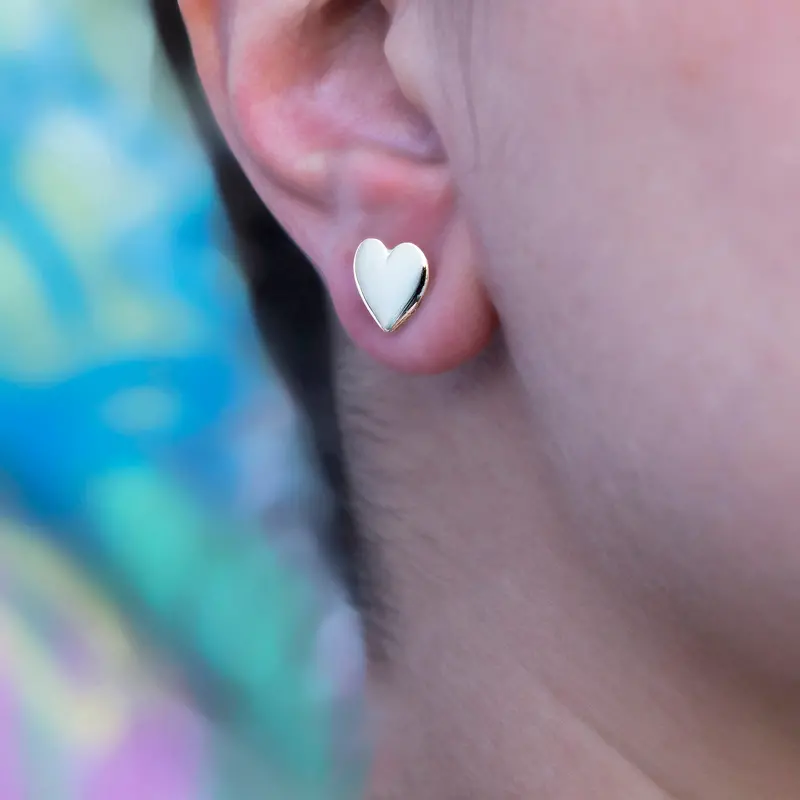 Yellow Gold Minimalist Heart Stud Earrings 1